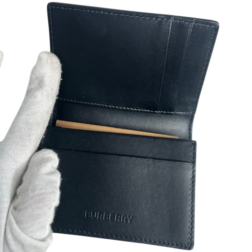 💎✨AUTHENTIC✨💎Burberry Wallet NEW WITH TAG WITH DUST BAG